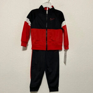 Nike Boy`s Therma Dri-Fit 2 Piece Tracksuit